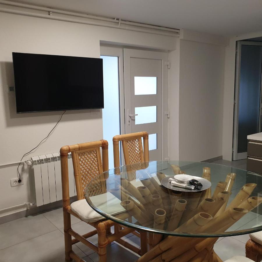 Apartma Pata, Koper - Cezarji Exteriör bild