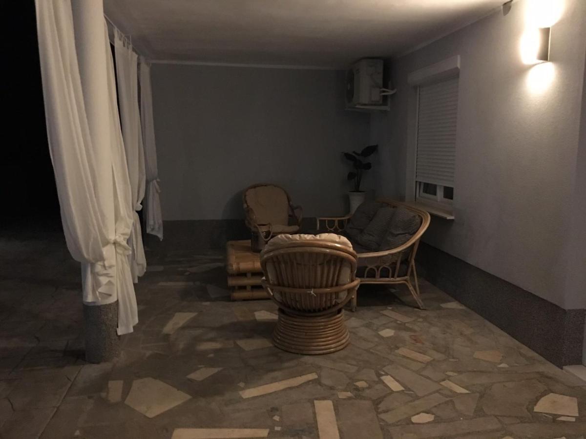 Apartma Pata, Koper - Cezarji Exteriör bild